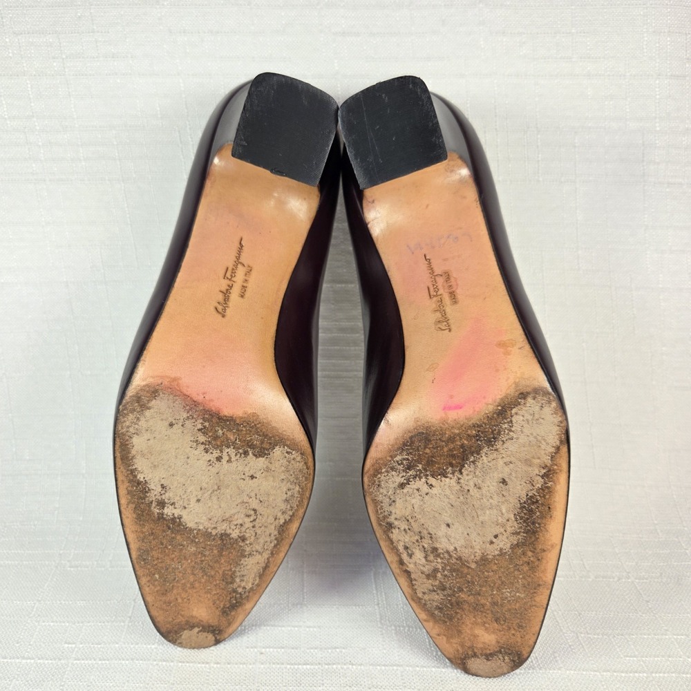 Salvatore Ferragamo Burgundy Pumps Women's 5.5 Classic‎ Elegant Business Career - Picture 11 of 11